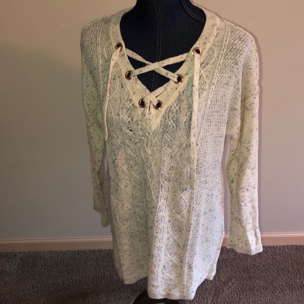 Dex Cream Sweater